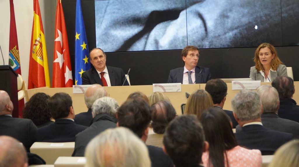 El Alcalde de Madrid clausura una jornada en el ICAM sobre el futuro normativo de la tauromaquia